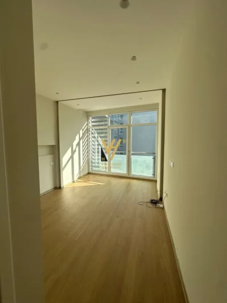 Tirane, jepet me qera ambjent biznesi Kati 4, 100 m² 1.000 € (KIKA 2, KOMUNA E PARISIT)