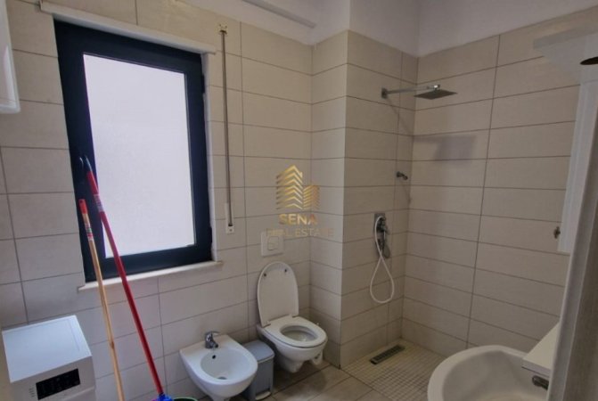 Tirane, jepet me qera apartament 2+1+Ballkon Kati 6, 108 m² 600 € (Kompleksi Green City)