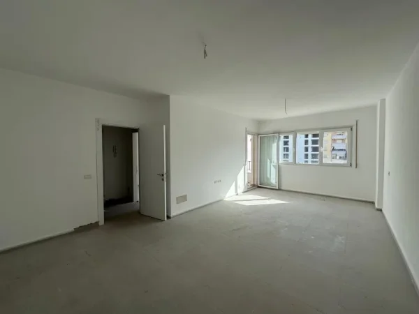 Tirane, jepet me qera apartament 1+1 Kati 3, 73 m² 