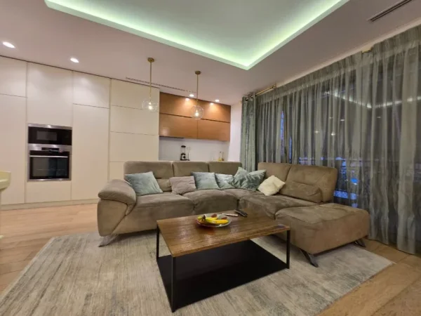 Tirane, shitet apartament 2+1 , 130 m² (kompleksi delijorgji)