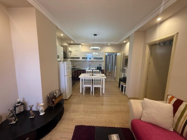 Pogradec, shitet apartament 2+1 Kati 5, 80 m² 92.000 € (Lagjia 3,Dëshmorët e Pojskës)