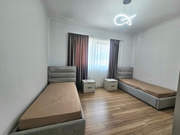Tirane, jepet me qera apartament 2+1+Ballkon Kati 5, 100 m² 800 € (Ish Fusha e Aviacionit)