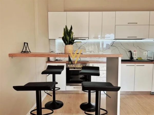 Tirane, jepet me qera apartament 1+1+Ballkon Kati 5, 75 m² 690 € (RRUGA E ELBASANIT)