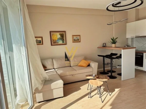 Tirane, jepet me qera apartament 1+1+Ballkon Kati 5, 75 m² 690 € (RRUGA E ELBASANIT)