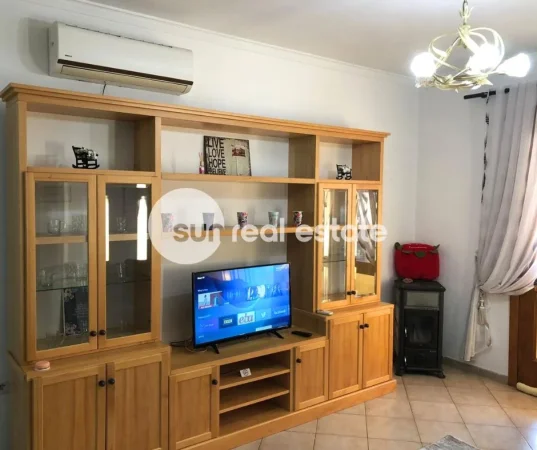 Shkoder, jepet me qera apartament 2+1+Ballkon Kati 6, 96 m² 500 € (KISHA E MADHE)