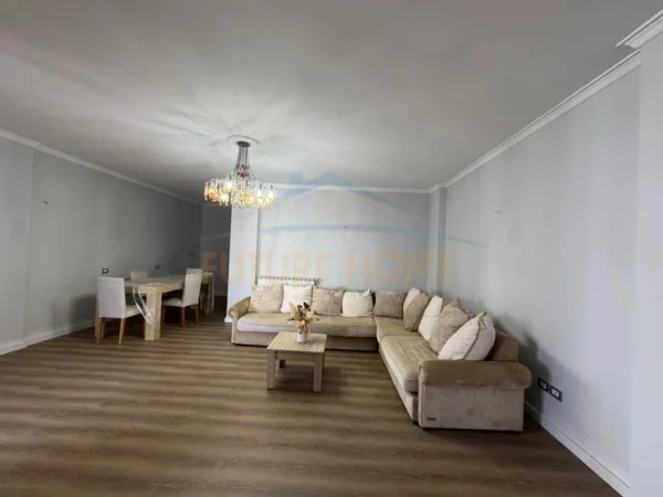 Durres, shitet apartament 2+1+Aneks+Ballkon Kati 6, 150 m² 155.000 € 