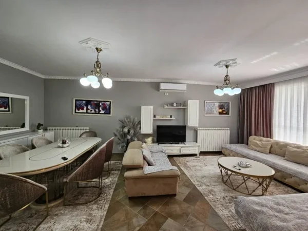 Tirane, shitet Vile 2 Katshe Kati 2, 237 m² 