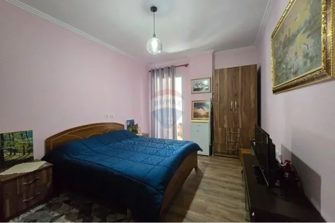 Tirane, shitet apartament 2+1+Ballkon Kati 2, 116 m² 150.000 € (Rruga Sotir Caci)