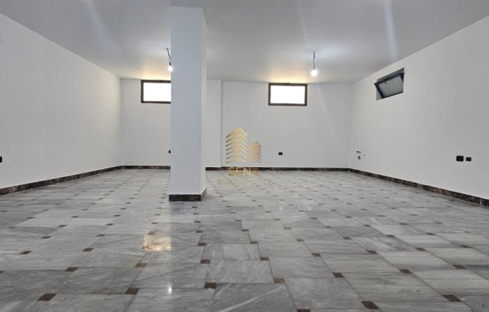Tirane, jepet me qera ambjent biznesi Kati 0, 200 m² 3700 € (Rruga Sami Frasheri)