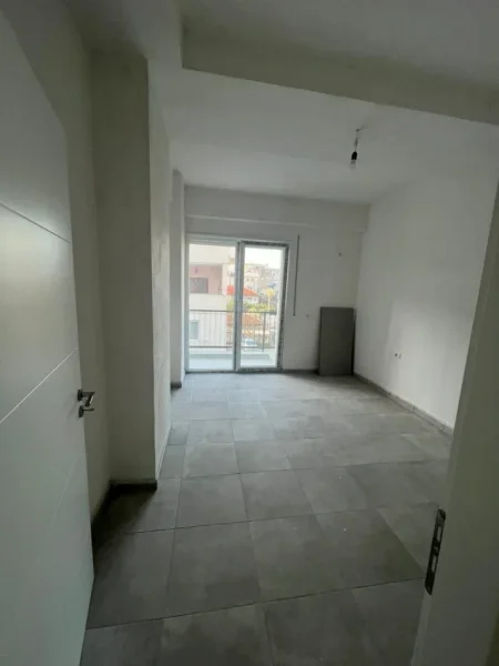 Tirane, shitet apartament 2+1 Kati 2, 95 m² 184.100 € (BRRYL)