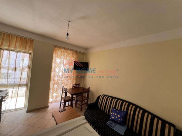 Apartament 1+1 me qera ne Rruga 5 Maji Tirane