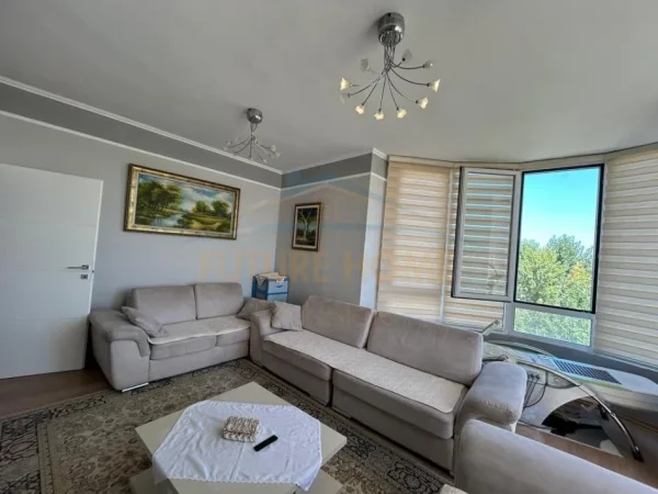 Shqiperi, shitet apartament 1+1+Ballkon Kati 5, 75 m² 87.000 € (Mali i Robit,Golem)