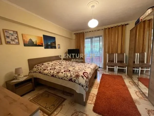 Tirane, shes apartament 3+1+Ballkon Kati 3, 118 m² 175.000 € (Materniteti i Ri)