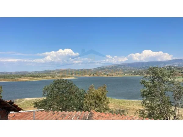 Fier, shitet bar-resorant Kati 0, 161 m² 300.000 € 