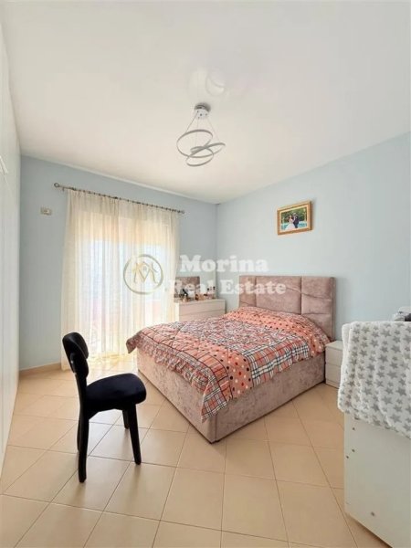Tirane, jepet me qera shtepi 2+1 Kati 1, 100 m² 450 € (Rruga E Elbasanit, Sauk )