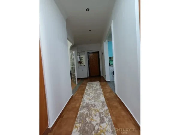 Tirane, shitet apartament 2+1 Kati 2, 110 m² 240.000 €