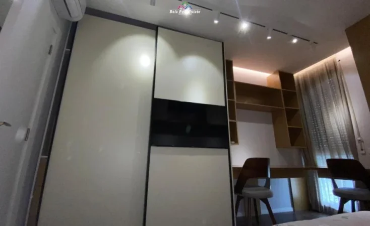 Tirane, jepet me qera apartament 2+1+Ballkon Kati 7, 94 m² 820 € (Fiori Di Bosco)