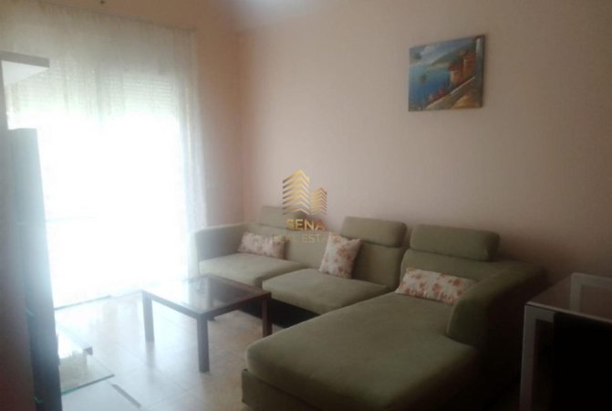 Tirane, jepet me qera apartament 2+1+Ballkon Kati 2, 70 m² 500 € (Rezidenca Kodra e Diellit 1)