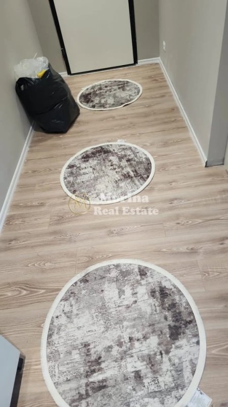 Tirane, jepet me qera apartament 2+1 Kati 2, 90 m² 450 € (Univers City)