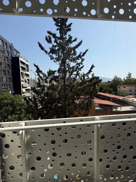 Tirane, shitet apartament 1+1+Ballkon Kati 3, 71 m² 185.000 € (Bulevardi Gjergj Fishta)