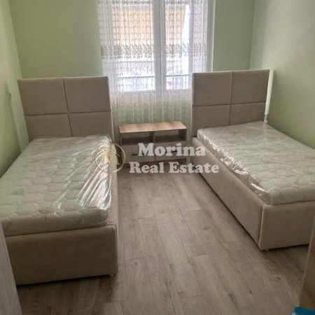 Tirane, jepet me qera apartament 2+1+Ballkon Kati 2, 96 m² 600 € (Rruga 5 Maj)