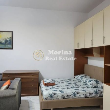 Tirane, jepet me qera garsonier Kati 1, 50 m² 300 € (Shkoze)