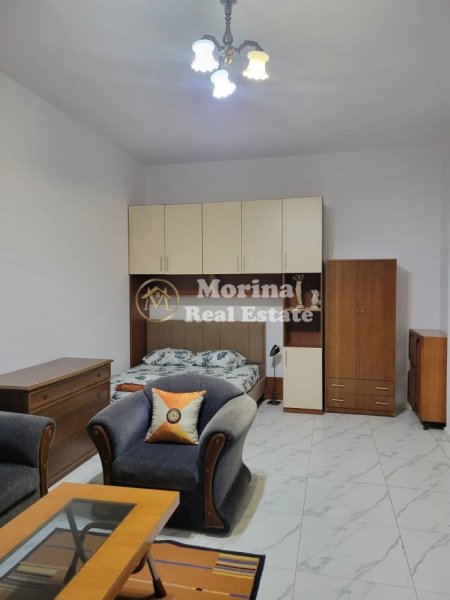 Tirane, jepet me qera garsonier Kati 1, 50 m² 300 € (Shkoze)