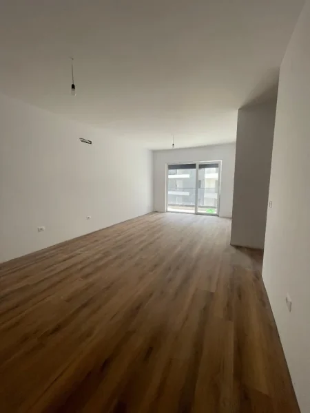 Tirane, shitet apartament 3+1+Ballkon Kati 3, 133 m² 133.200 € (Paskuqan)