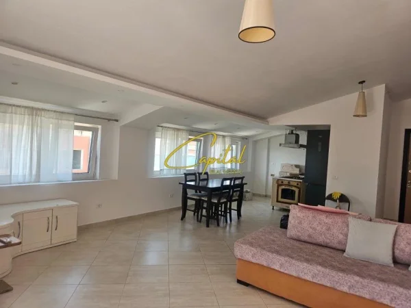 Tirane, jepet me qera apartament 2+1 Kati 7, 130 m² 600 € (FRESKU)