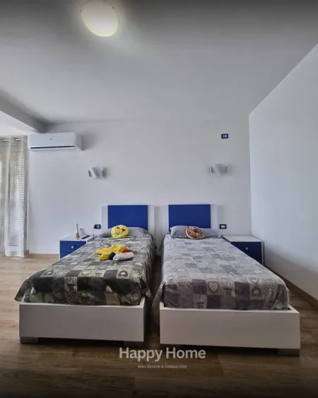 Tirane, jepet me qera Vile 3+1+Ballkon Kati 1, 1.500 € 