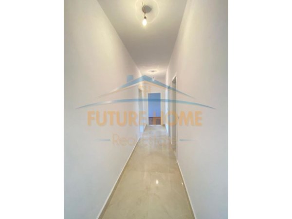 Qera, Ambjent Biznesi, Selitë, Tiranë, 180 m² 2.000 €