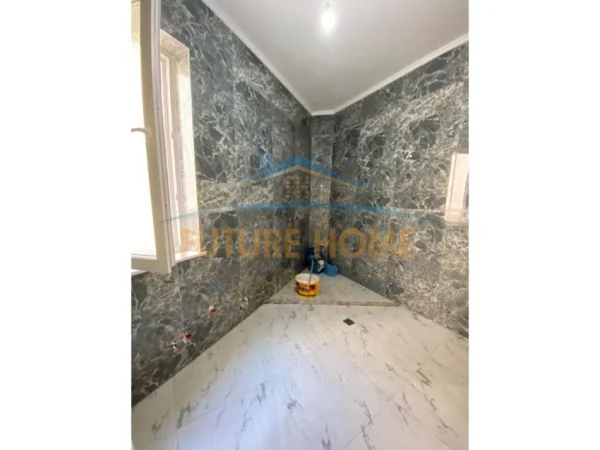 Qera, Ambjent Biznesi, Selitë, Tiranë, 180 m² 2.000 €