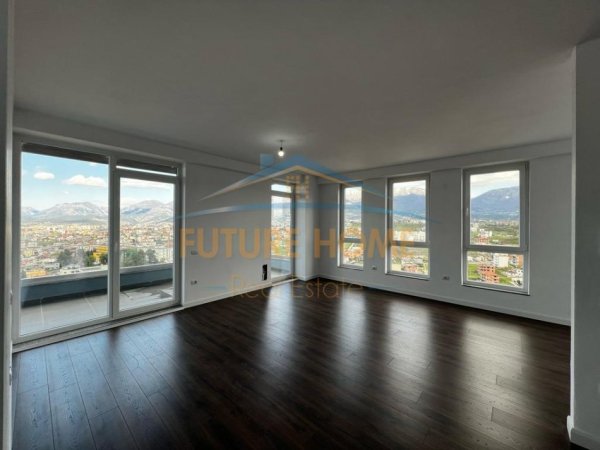 Shitet, Apartament 2+1+2, Sauk, prane Restorant Xibrakes, Tiranë, 137 m² 250.000 €