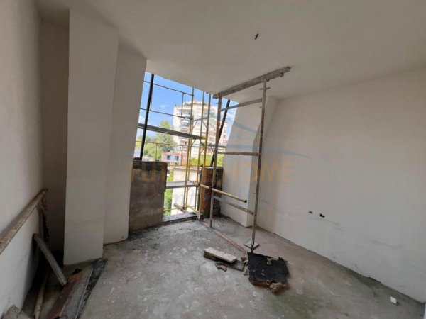 0683487469 Tirane, shitet apartament 2+1 Kati 2, 114 m² 410.400 € (Rruga e Elbasanit , Prane Air Albania)