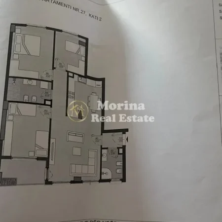 Tirane, shitet apartament Kati 2, 133 m² 173.000 € (Rruga 5 Maj)
