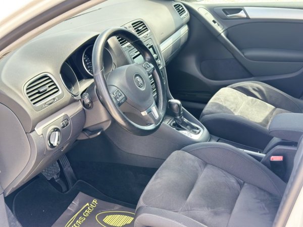 Durres, shitet makine VOLKSWAGEN GOLF VI Nafte, e bardhë automatik Klima 214 km