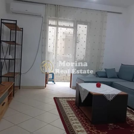 Tirane, jepet me qera apartament 1+1 Kati 1, 65 m² 420 € (Rruga 5 Maji)