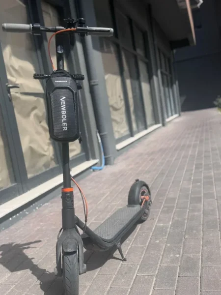Tirane, shitet Scooter Ninebot F40 , e zeze 250 €