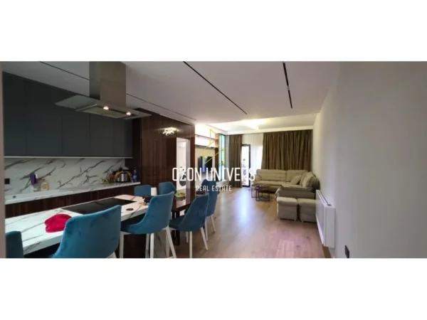 Tirane, jepet me qera apartament 2+1 Kati 2, 120 m² 800 € (Green City Rezidence , Astir)