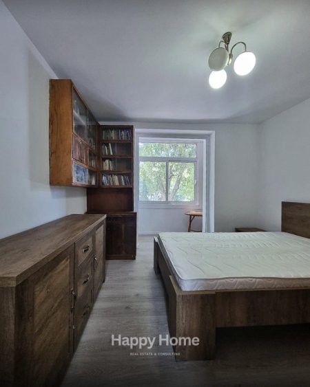 Tirane, jepet me qera apartament Kati 3, 65 m² 650 € (Muhamet Gjollesha)