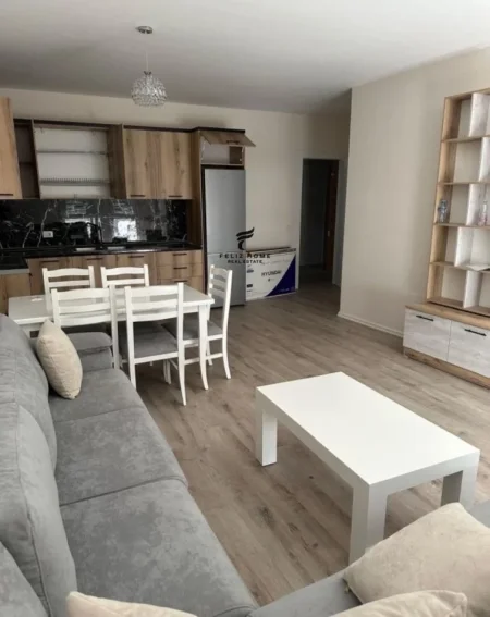 Tirane, jepet me qera apartament 2+1 Kati 2, 90 m² 600 € (CONCORD CENTER)