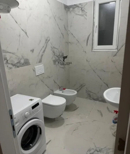 Tirane, jepet me qera apartament 2+1 Kati 2, 90 m² 600 € (CONCORD CENTER)