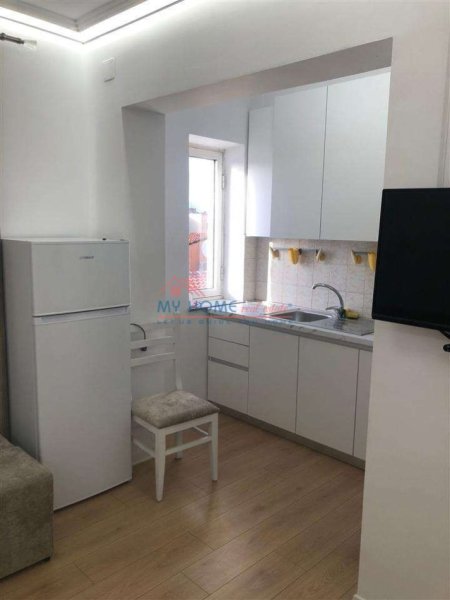 Apartament 1+1 me qera tek Stacioni i Trenit