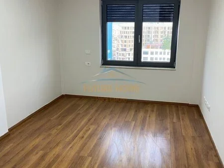 Shitet, Apartament 3+1+2, Zogu i Zi, Tirane. AREA57027