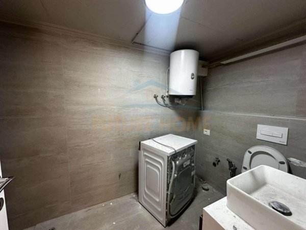 Tirane, shitet apartament duplex 1+1 Kati 1, 67 m² 95.000 €
