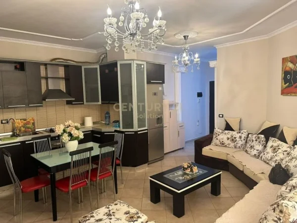 Tirane, jepet me qera apartament 3+1 Kati 1, 110 m² 450 € (Fresk)