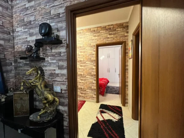 Tirane, shitet apartament 2+1+Ballkon Kati 7, 85 m² 139.000 € (Astir)