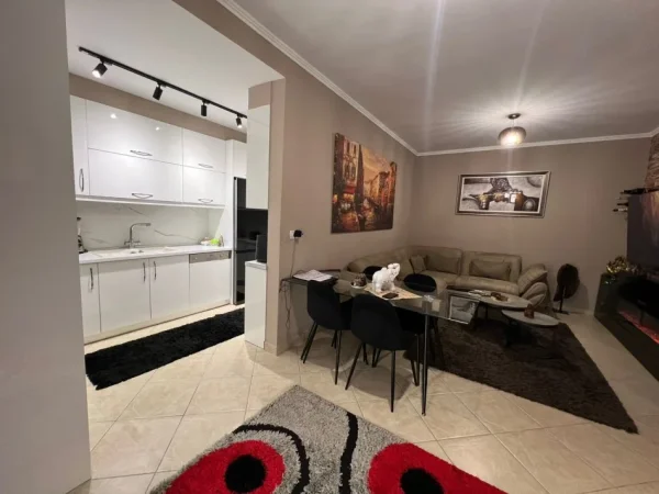 Tirane, shitet apartament 2+1+Ballkon Kati 7, 85 m² 139.000 € (Astir)