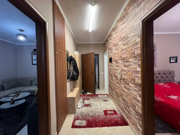 Tirane, shitet apartament 2+1+Ballkon Kati 7, 85 m² 139.000 € (Astir)