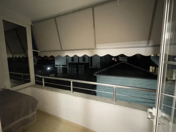 Tirane, jepet me qera Vile 1+1 Kati 3, 70 m² 480 € (RRUGA DIBRES)